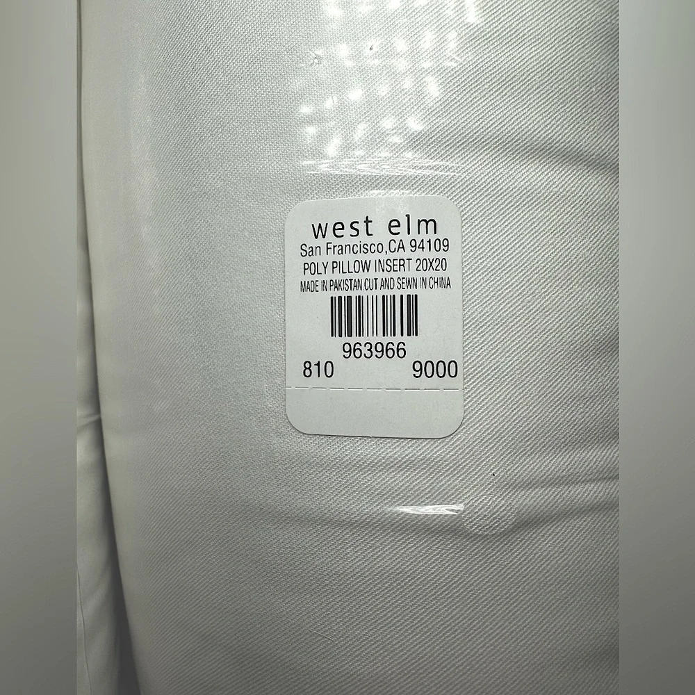 WEST ELM Down Alternative Pillow Insert White 20”x20” Set of 2